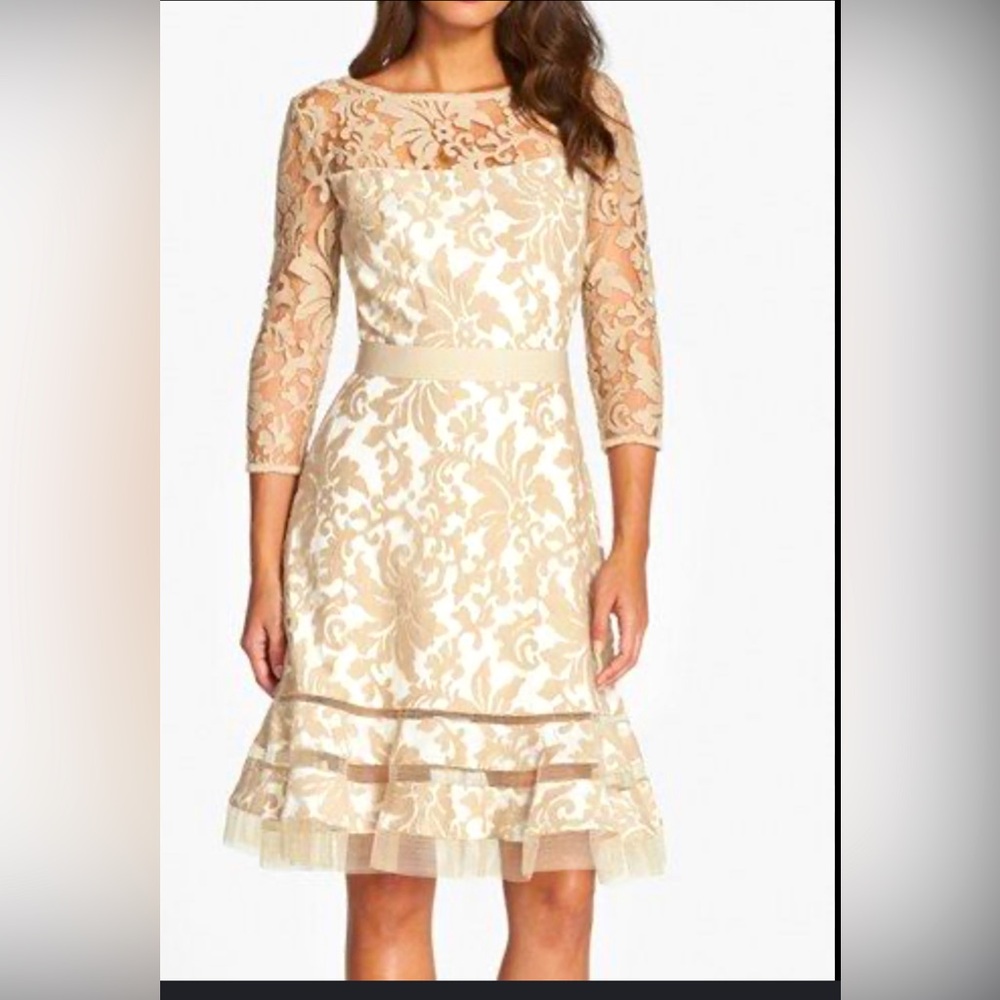 Gorgeous Tadashi Shoji fit and flare white and tan lacy dress petite